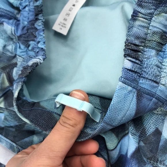 Lululemon Hotty Hot Short II *Long 4" City Shadow Alpine White Multi / Blue Glow - Picture 4 of 7